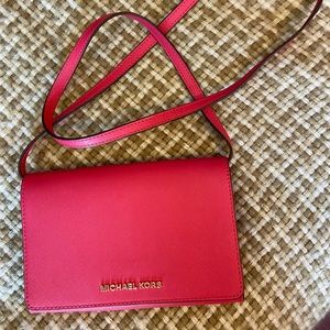 Michael Kors Crossbody clutch